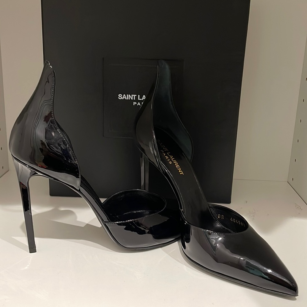Saint Laurent Black Patent Pumps